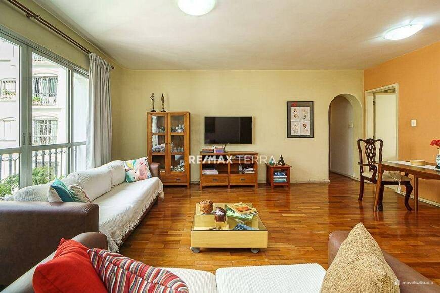 Apartamento com 3 Quartos e 2 banheiros à Venda, 119 m²