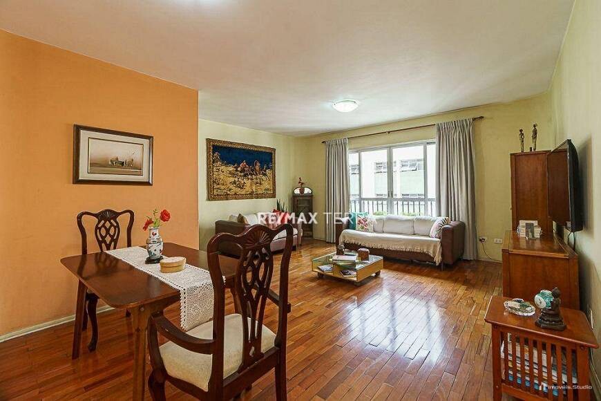 Apartamento com 3 Quartos e 2 banheiros à Venda, 119 m²